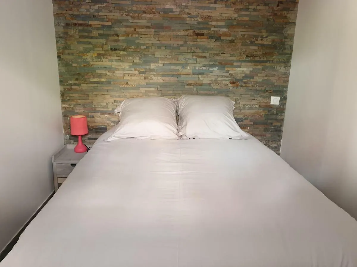 T2 Neuf Centre Ville et Plage Parking Gratuit Sainte-Maxime France