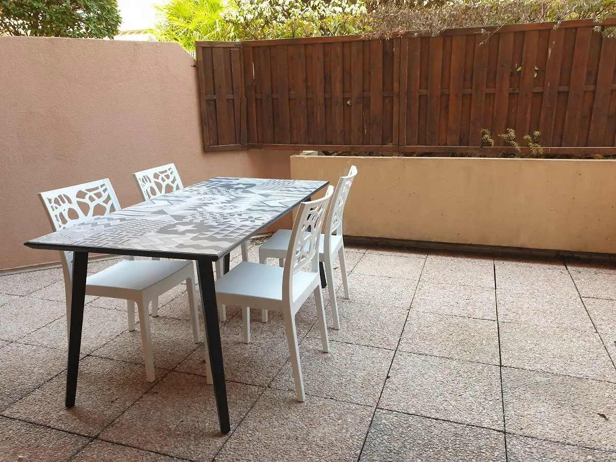 T2 Neuf Centre Ville et Plage Parking Gratuit Sainte-Maxime